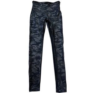 Spanx by Sara Blakely Camo Leggings Ladies Medium Black Gray Shaping Slimming